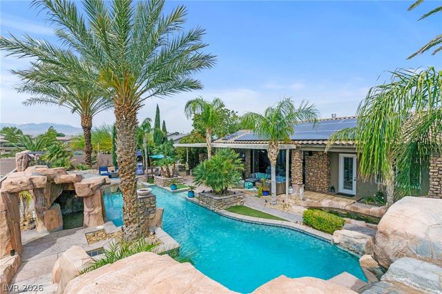 6151 Deep Autumn Avenue, Las Vegas, NV 89131