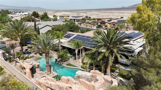 6151 Deep Autumn Avenue, Las Vegas, NV 89131