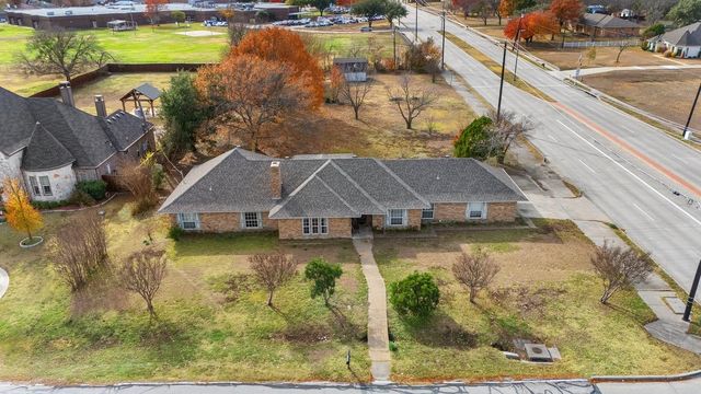 2928 Hickox Road, Rowlett, TX 75089
