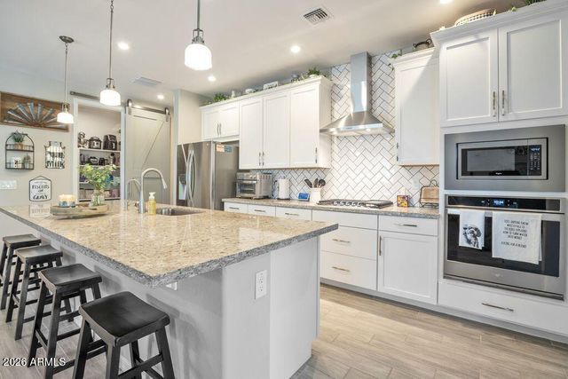 5812 N 191ST Drive, Litchfield Park, AZ 85340