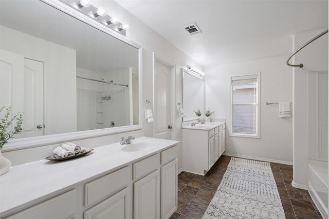 4026 Autumnwood Lane, Heartland, TX 75126