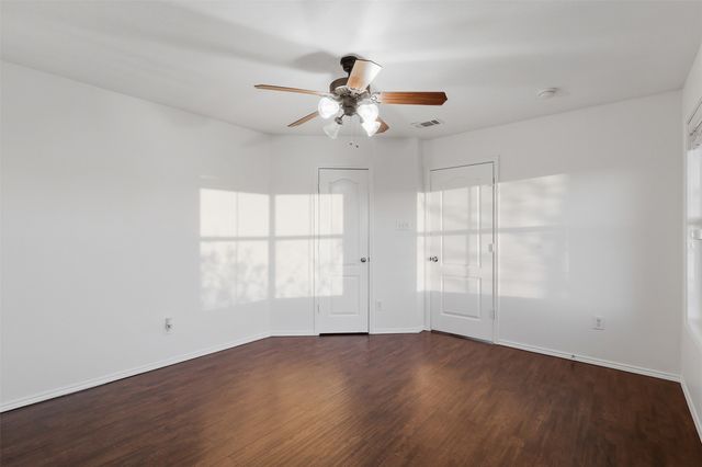 4026 Autumnwood Lane, Heartland, TX 75126