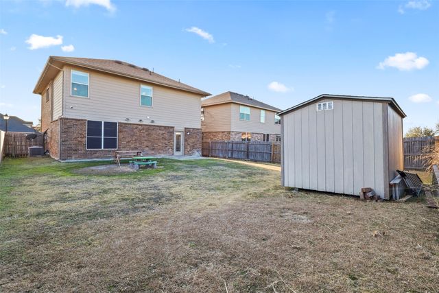 4026 Autumnwood Lane, Heartland, TX 75126