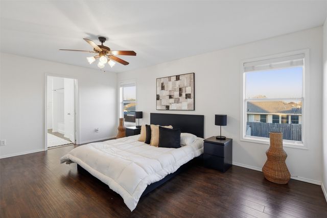 4026 Autumnwood Lane, Heartland, TX 75126