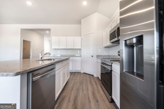 502 Georgian Walk, Byron, GA 31008