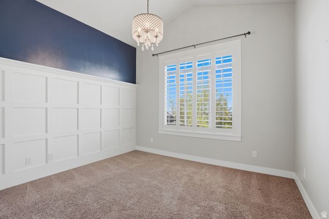 208 E PARKWAY CIR, North Salt Lake, UT 84054