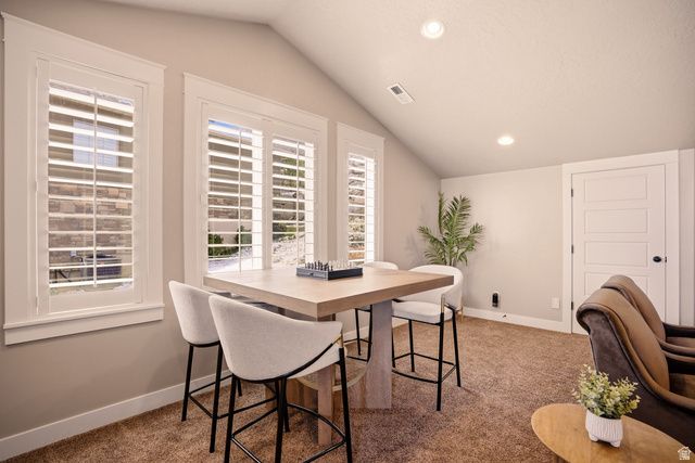 208 E PARKWAY CIR, North Salt Lake, UT 84054