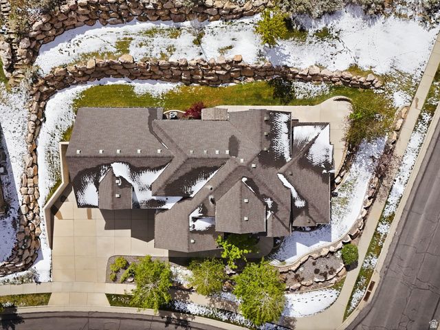 208 E PARKWAY CIR, North Salt Lake, UT 84054