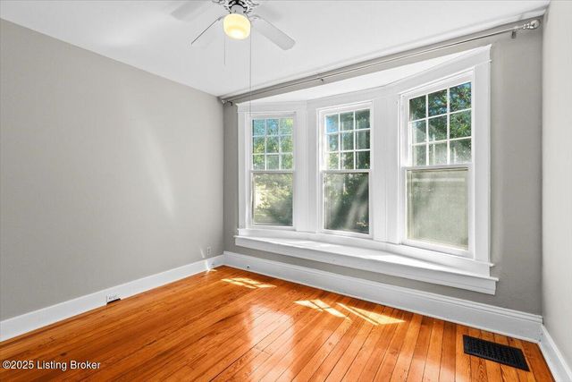 1947 Deer Park Ave, Louisville, KY 40205