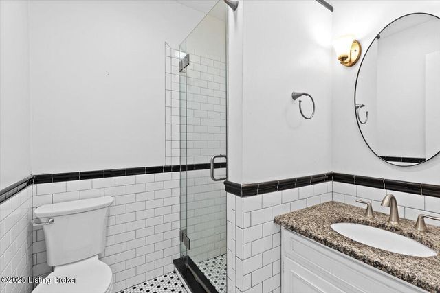 1947 Deer Park Ave, Louisville, KY 40205