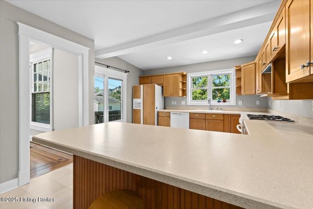 1947 Deer Park Ave, Louisville, KY 40205