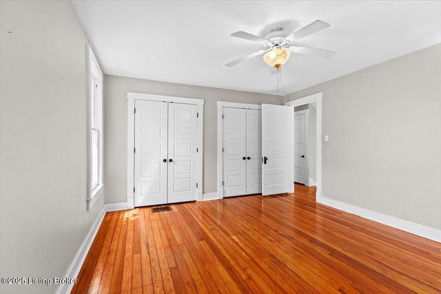 1947 Deer Park Ave, Louisville, KY 40205