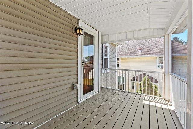 1947 Deer Park Ave, Louisville, KY 40205