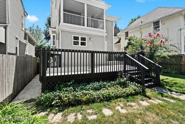 1947 Deer Park Ave, Louisville, KY 40205