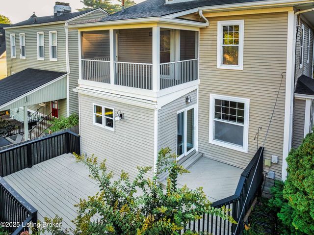 1947 Deer Park Ave, Louisville, KY 40205