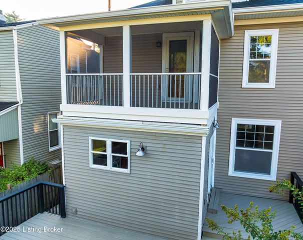 1947 Deer Park Ave, Louisville, KY 40205