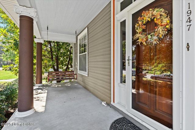 1947 Deer Park Ave, Louisville, KY 40205