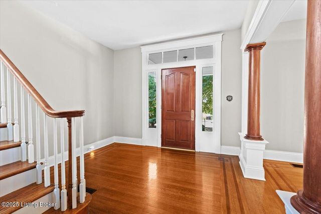 1947 Deer Park Ave, Louisville, KY 40205