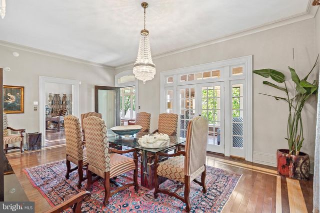 122 KING ST, Beverly, NJ 08010