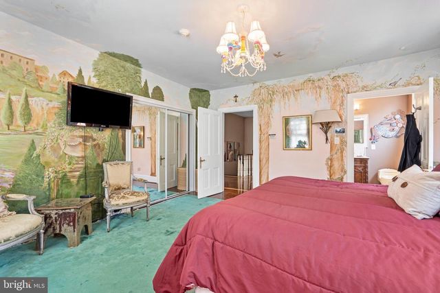122 KING ST, Beverly, NJ 08010