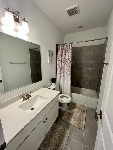 239 Woodson Street, Irving, TX 75063