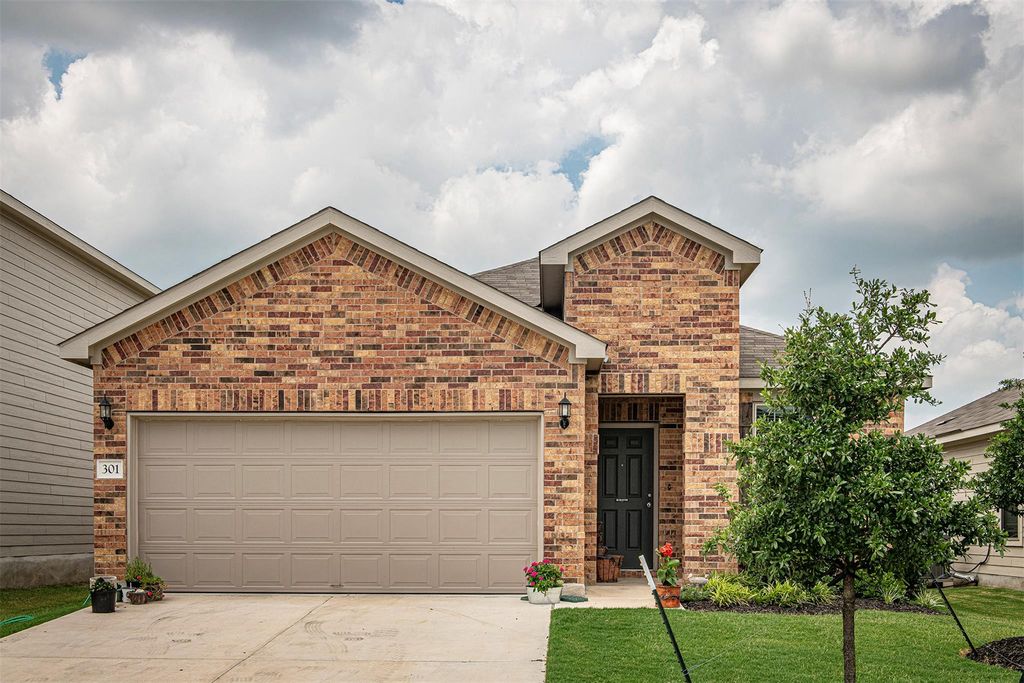301 The Duke DR, Jarrell, TX 76537
