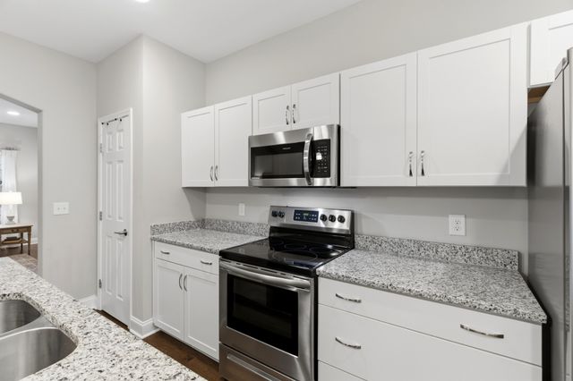 227 Claremont Ct, Gallatin, TN 37066