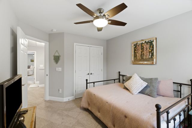 227 Claremont Ct, Gallatin, TN 37066