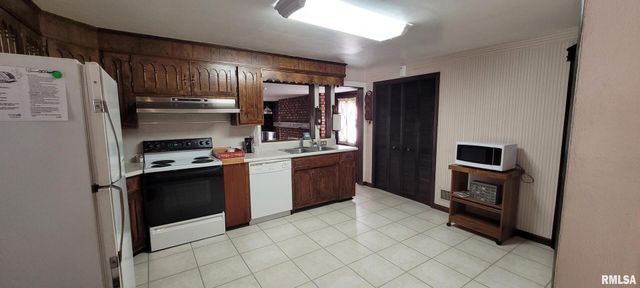 3221 PEACH Street, Mt Vernon, IL 62864