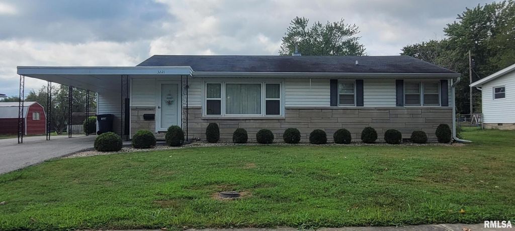 3221 PEACH Street, Mt Vernon, IL 62864