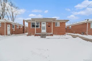 663 Highland Avenue, Lincoln Park, MI 48146