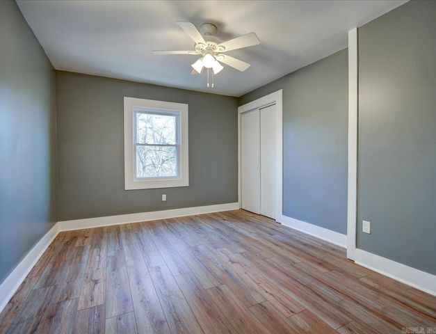 175 Crest St, Hot Springs, AR 71901