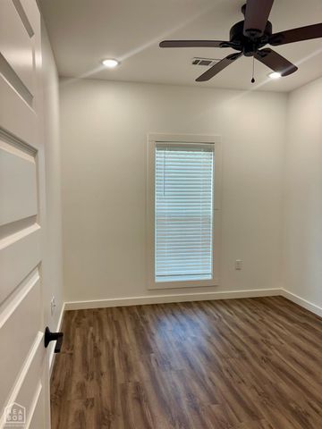 3202 Fairview Road, Paragould, AR 72450