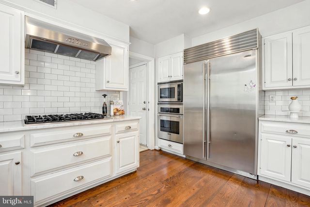 119 WOODS LN, Wayne, PA 19087