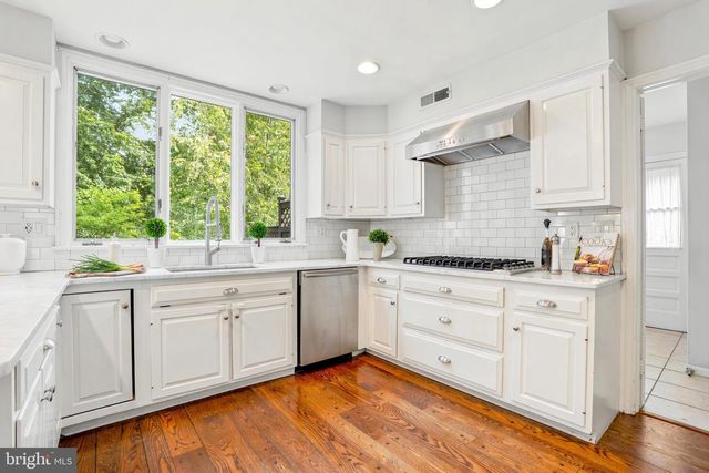 119 WOODS LN, Wayne, PA 19087