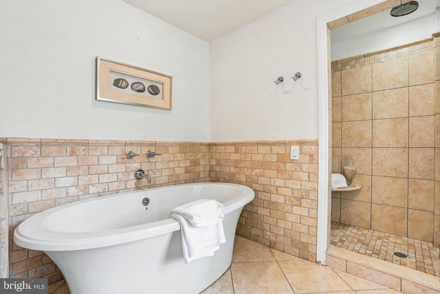 119 WOODS LN, Wayne, PA 19087