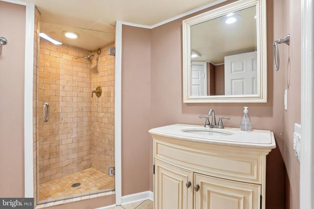 119 WOODS LN, Wayne, PA 19087