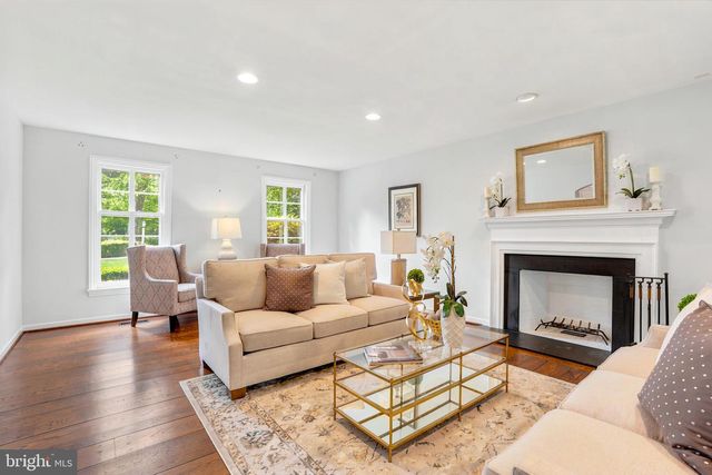 119 WOODS LN, Wayne, PA 19087