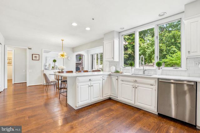 119 WOODS LN, Wayne, PA 19087