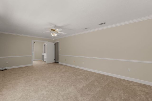 207 Comanche Dr., Hattiesburg, MS 39402
