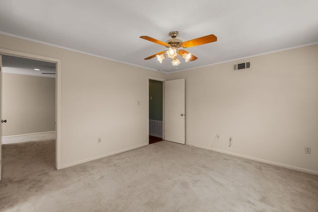 207 Comanche Dr., Hattiesburg, MS 39402