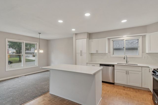 165 Tilden Lane, Bolingbrook, IL 60440