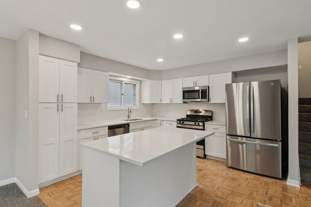 165 Tilden Lane, Bolingbrook, IL 60440