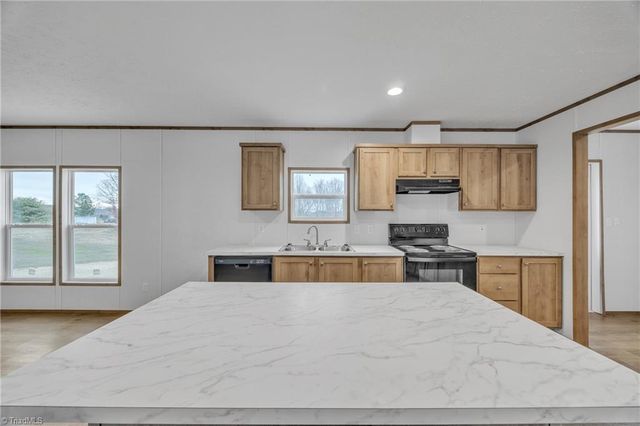 549 Mt Wesley Church Road, Hiddenite, NC 28636