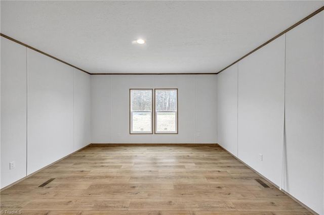 549 Mt Wesley Church Road, Hiddenite, NC 28636