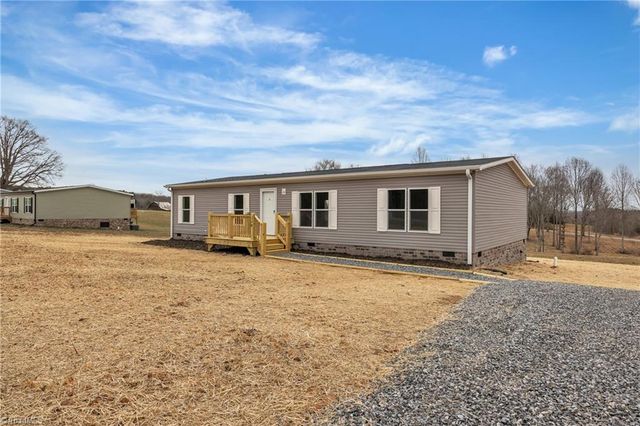 549 Mt Wesley Church Road, Hiddenite, NC 28636