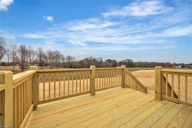 549 Mt Wesley Church Road, Hiddenite, NC 28636