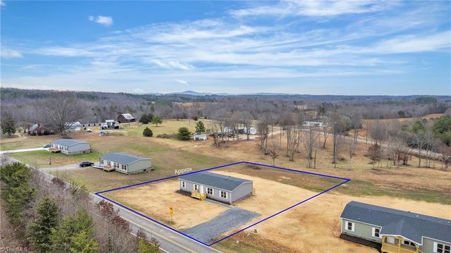 549 Mt Wesley Church Road, Hiddenite, NC 28636