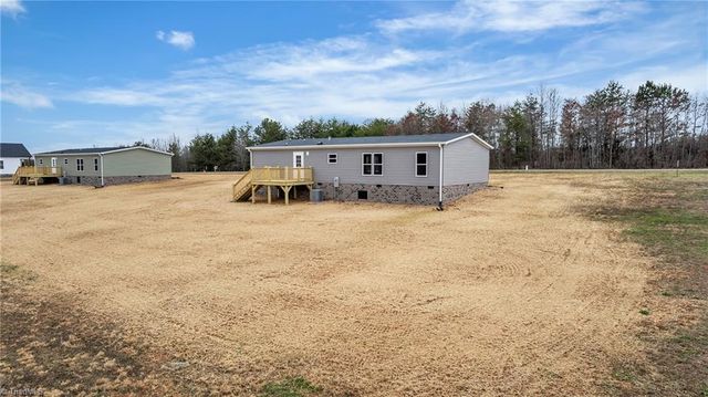 549 Mt Wesley Church Road, Hiddenite, NC 28636