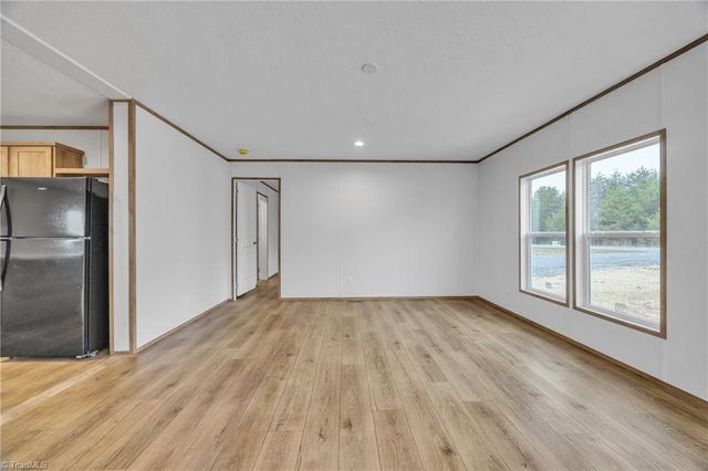 549 Mt Wesley Church Road, Hiddenite, NC 28636